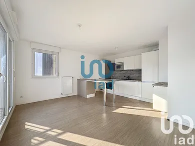 Apartment at Vert-Saint-Denis (77240)
