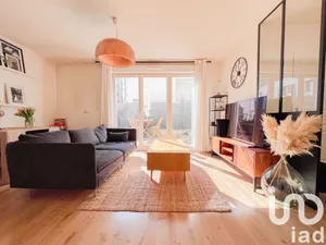 Apartment at Bois-Colombes (92270)