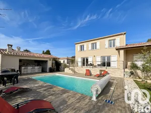 Maison à Saint-Michel-d'Euzet (30200)