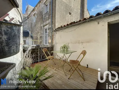 Townhouse at La Rochelle (17000)