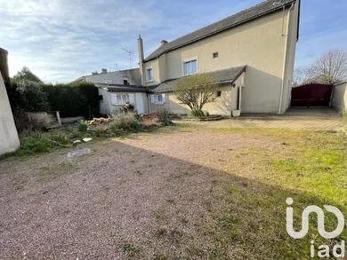 Traditional house at Vivy (49680)