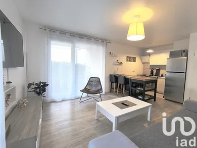 Apartment in Chessy (77700)