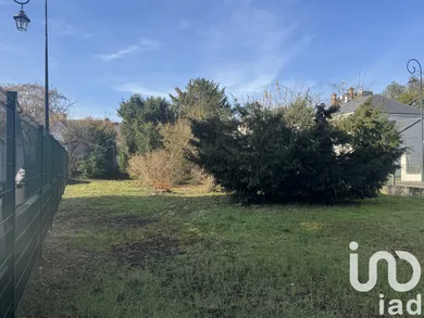 Terrain à Compiègne (60200)
