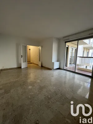 Appartement à Nice (06100)