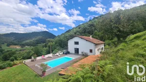 Maison traditionnelle à ossès (64780)
