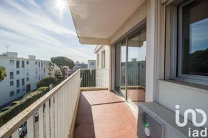 Apartment at Saint-Laurent-du-Var (06700)