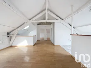 Apartment at Les Mureaux (78130)