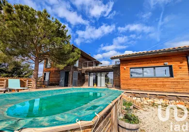 Architectural house at Vingrau (66600)