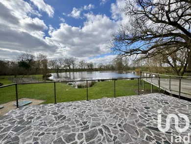 Maison d'architecte à Gourgé (79200)