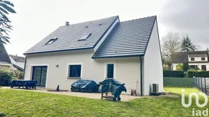 Traditional house at Saint-Pierre-lès-Nemours (77140)