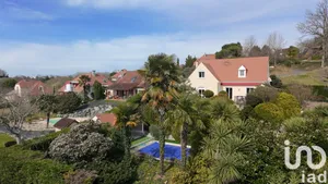 Maison traditionnelle à Serres-Castet (64121)