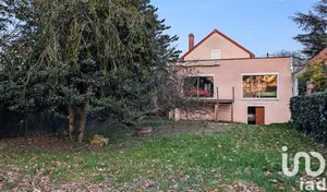 House in Sainte-Geneviève-des-Bois (91700)