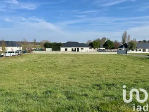 Building plot at Vernantes (49390)