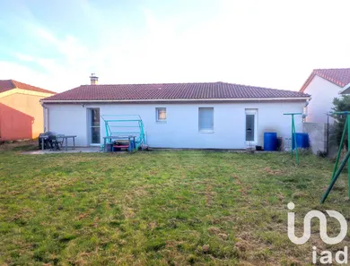 House at Saint-Forgeux-Lespinasse (42640)