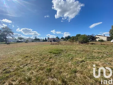 Terrain à bâtir à Clérac (17270)