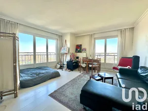 Apartment at Paris (75018)