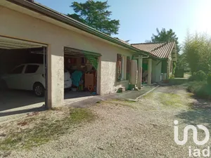 Traditional house at Les Eglisottes et chalaure (33230)