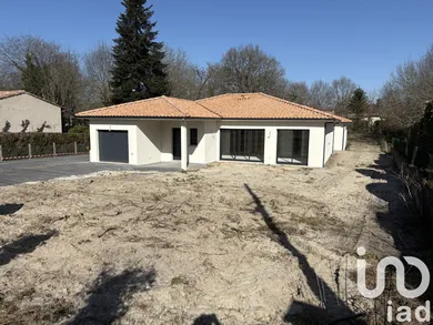 Maison traditionnelle à Saint-Aubin-de-Médoc (33160)