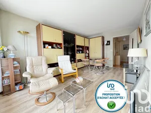 Apartment at Issy-les-Moulineaux (92130)