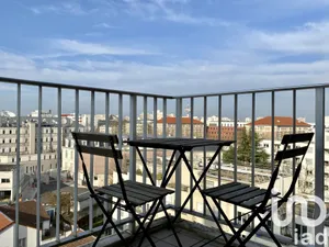 Apartment at Paris (75020)