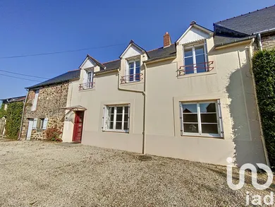 Longere at Saint-Père-Marc-en-Poulet (35430)