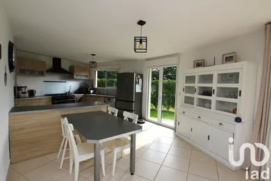 Detached house at Bosquel (80160)