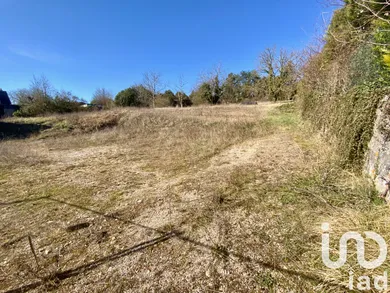 Terrain à bâtir à Nailly (89100)
