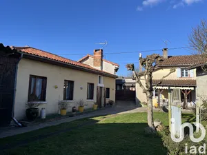 Maison de campagne à Saint-Quentin-sur-Charente (16150)