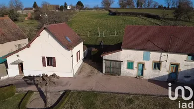 Village house in Luneau (03130)