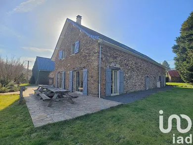 Longère à UZERCHE  (19140)