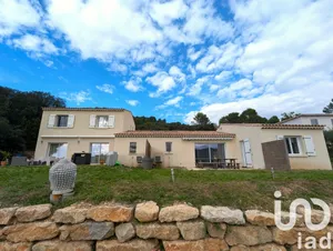 Maison traditionnelle à Oraison (04700)