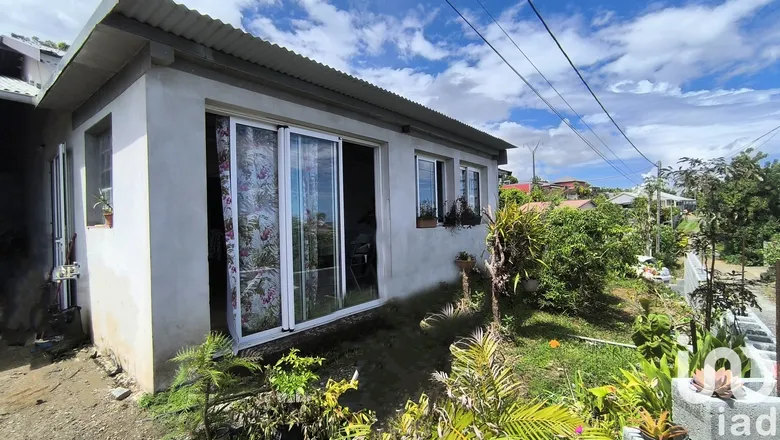 Terrain à Saint-Joseph (97480) · 282 000 €