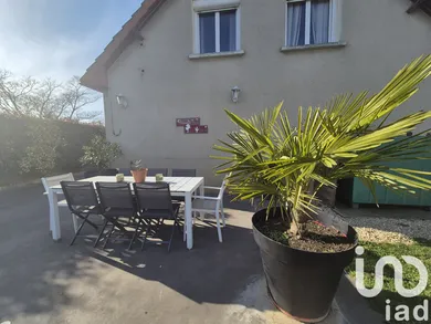House in Thouars (79100)