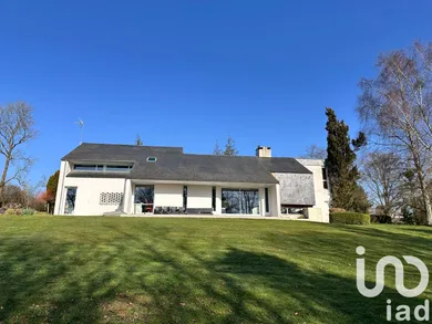 Maison d'architecte à Saint-André-de-l'Épine (50680)