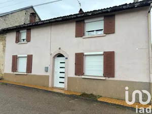 Village house at Rivière-les-Fossés (52190)