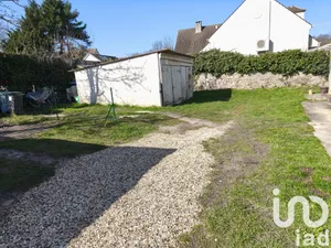 Parking at Saint-Martin-du-Tertre (95270)
