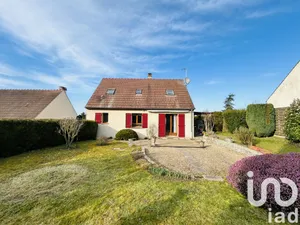 Maison traditionnelle à Ressons-le-Long (02290)
