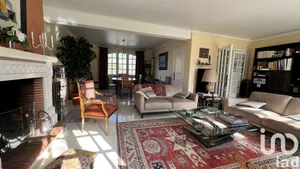 House at Le Mans (72000)