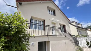 Maison à Pontault-Combault (77340)