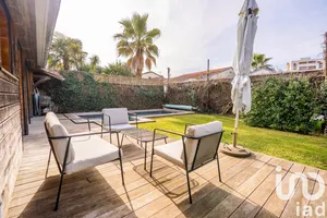 Townhouse at Bordeaux (33200)