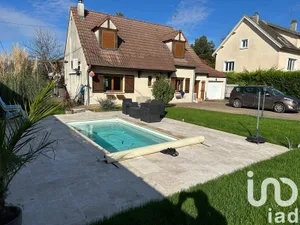 Maison traditionnelle à Châtenay-sur-Seine (77126)