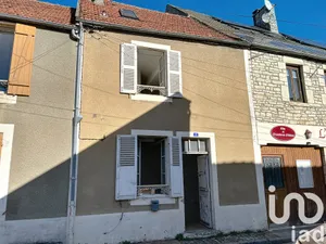 Maison de village à Arcy-sur-Cure (89270)