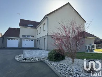 Maison à Le Mesnil-Rouxelin (50000)