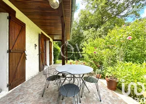Traditional house at Bazemont (78580)