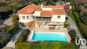 Maison traditionnelle à Trans-en-Provence (83720)