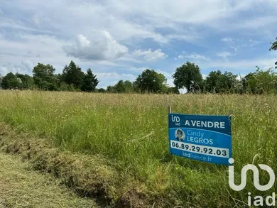 Terrain à bâtir à Madranges (19470)