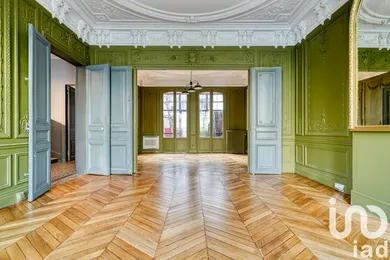 Immeuble à Paris (75017)