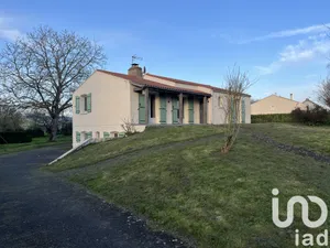 House at Saint-Hilaire-des-Loges (85240)