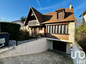 Maison traditionnelle à Orly (94310)