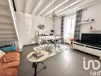 Maison traditionnelle à Arbonne-la-Forêt (77630)